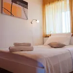 Lanela شقة *